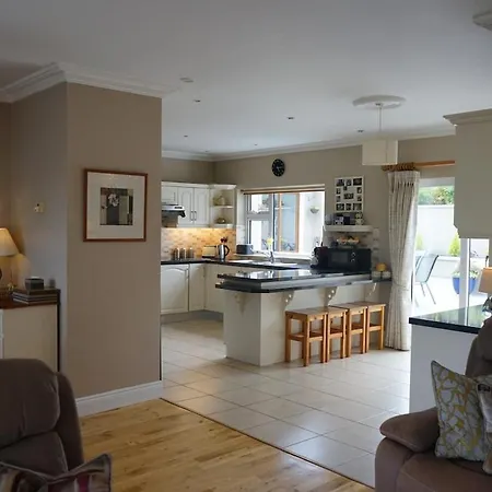 Hillcrest * Anascaul